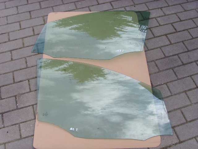 фото №1, Mercedes a w169 стекло боковая левая перед