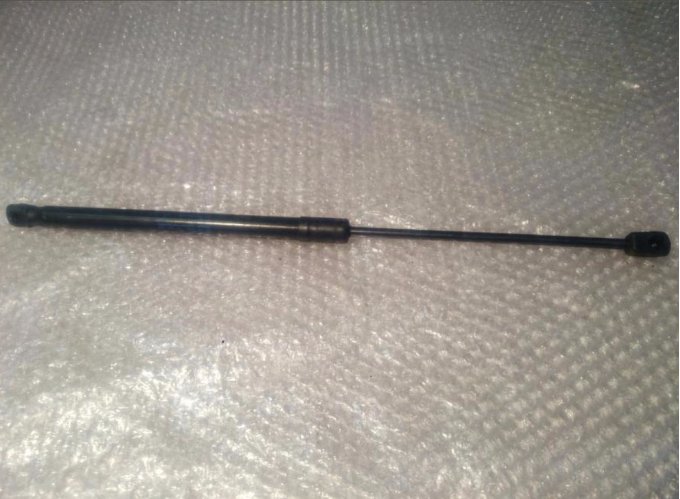 Купить Амортизаторы капот амортизатор комплект  4l0823359 audi q7 комплект