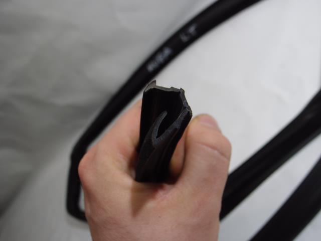 фото №4, Прокладка двері ewy задня ford kuga mk1 2010r