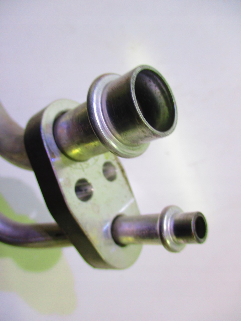 фото №5, Alfa romeo 147 1.6 16v трубка патрубок кондиционера