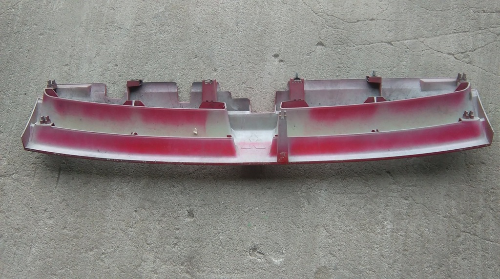 фото №2, Mitsubishi space runner 99-02 решітка радіатора решітка радіатора