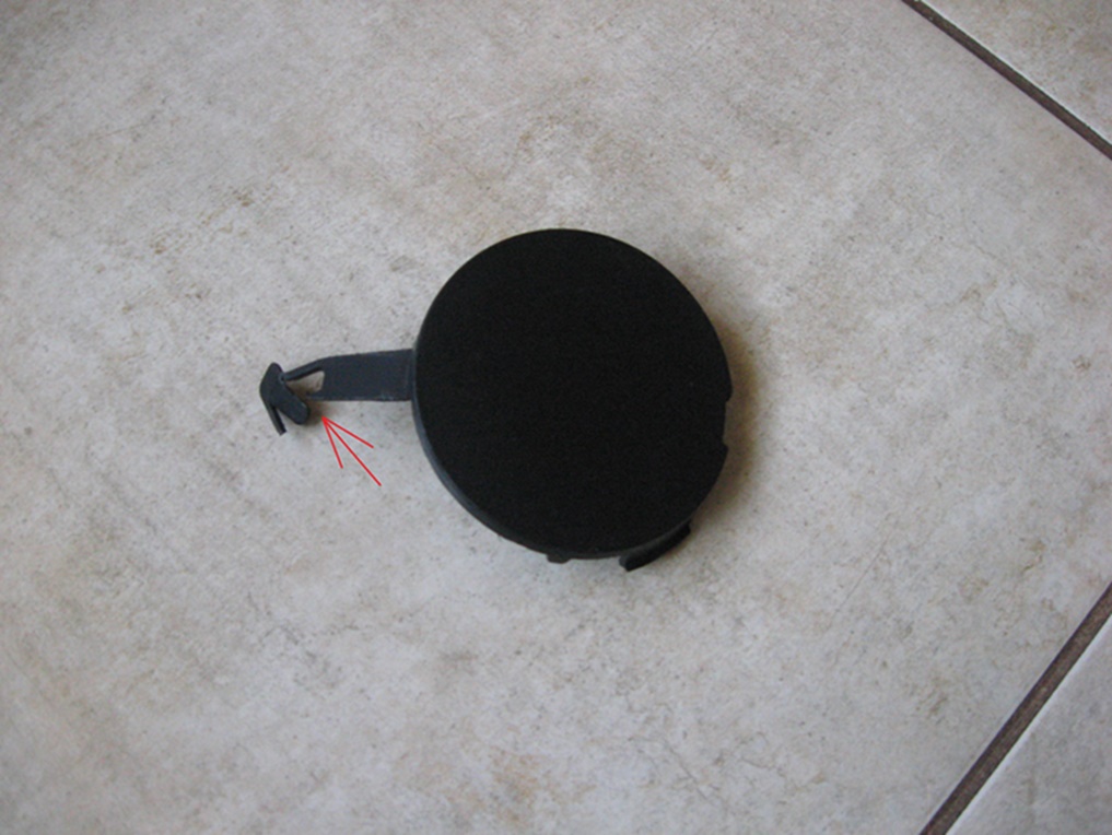 фото №1, Заглушка фаркоп - перед - opel vivaro ii - 2015 !!