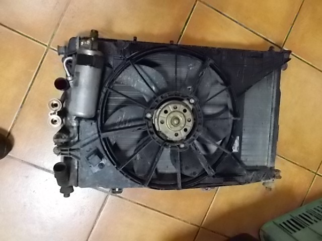 Радиатор вентилятор megane 1 1,9 dti 7700432392 Оригинал