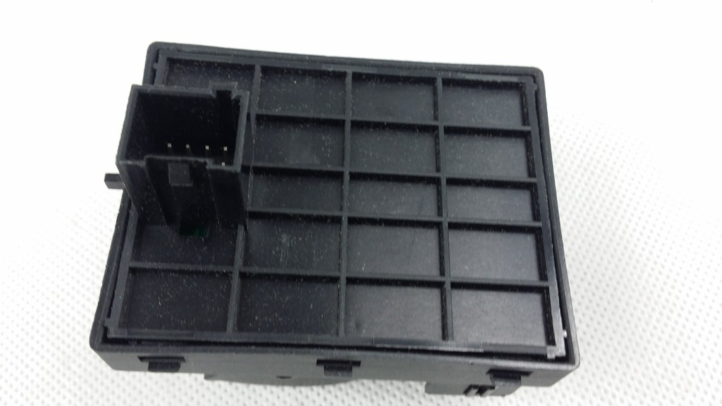 фото №8, Перемикач вимикач панель кнопки скло fiat doblo opel combo 2010-2018