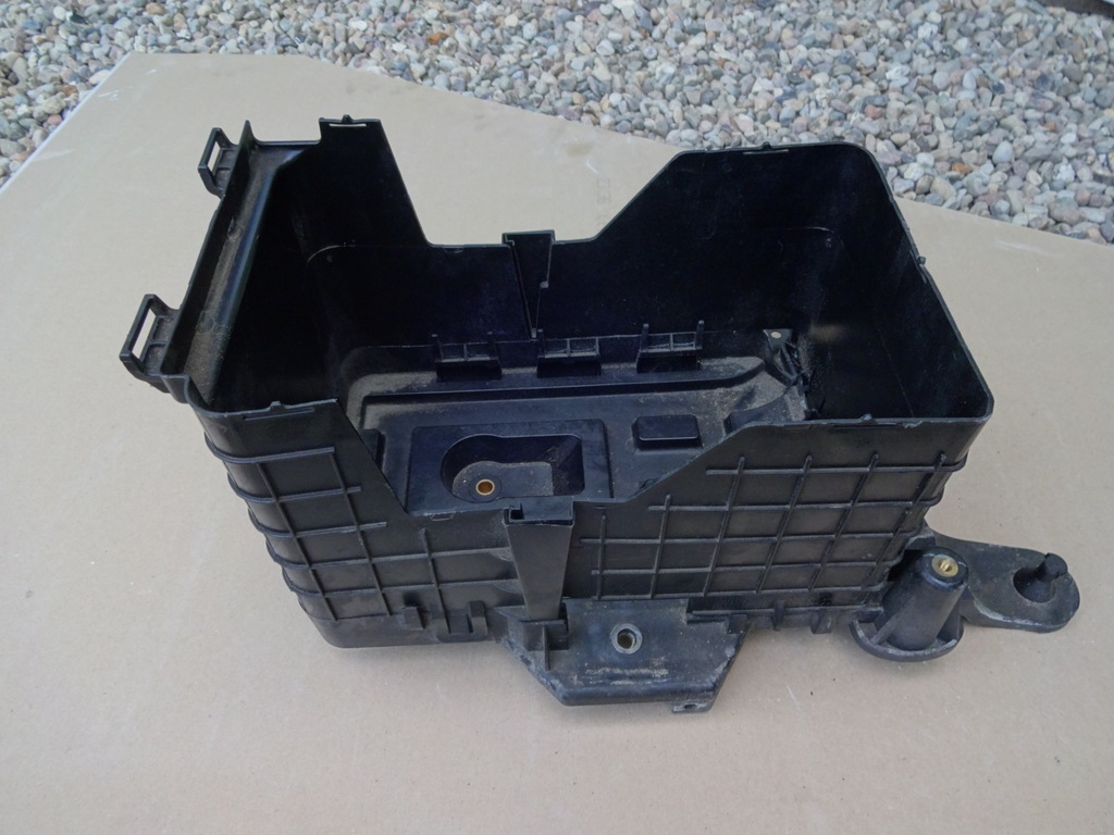 фото №1, Golf v основа акумулятор корпус