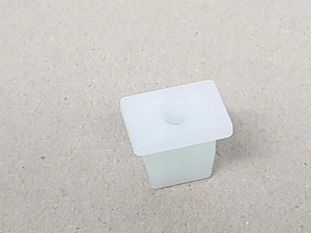 фото №12, Rav4 01-05 разъём wkręta кронштейн защита двигателя