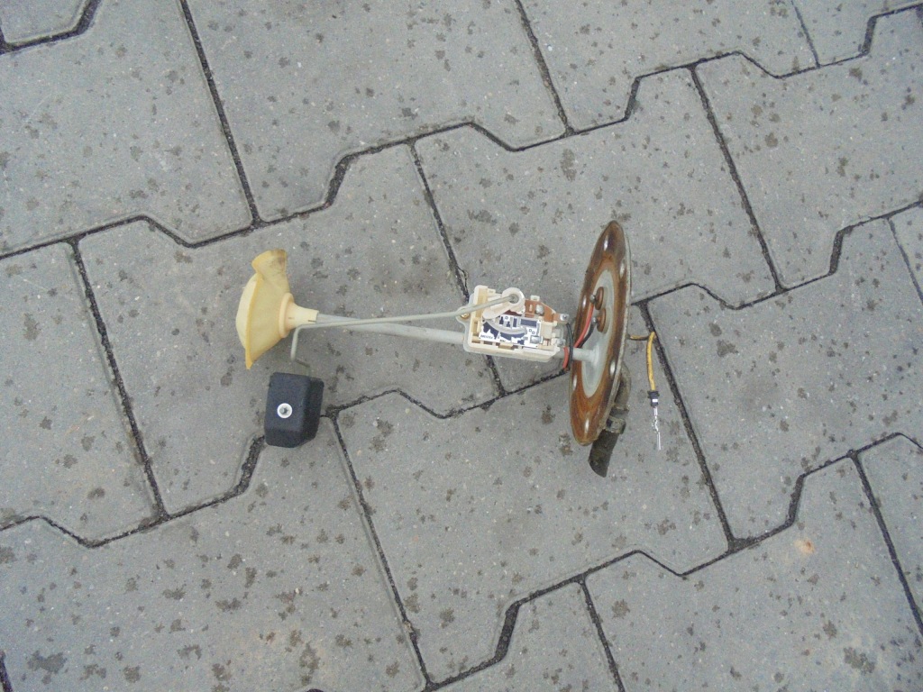 фото №1, Поплавок пального subaru outback 2 2.5 b -доставка-