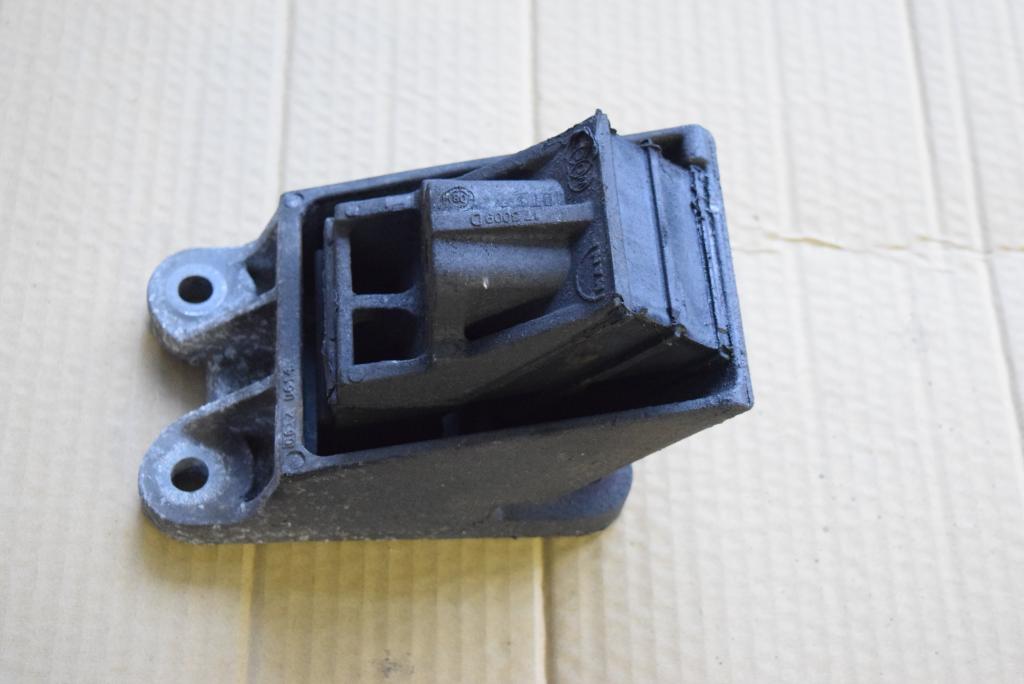 фото №1, Подушка pod двигун перед man tgl tgm