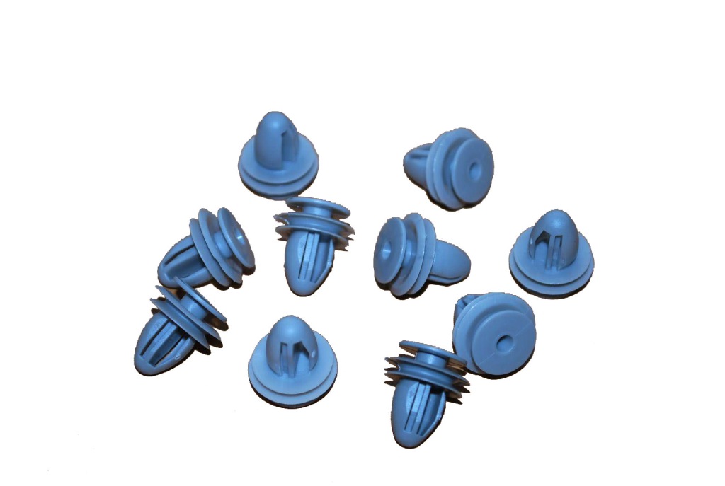 фото №1, Кліпса штифт outlander pajero 2006---