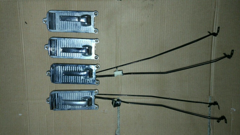 фото №1, Ручка внутренняя xj 2seria'73-79 запчасти jaguar jg