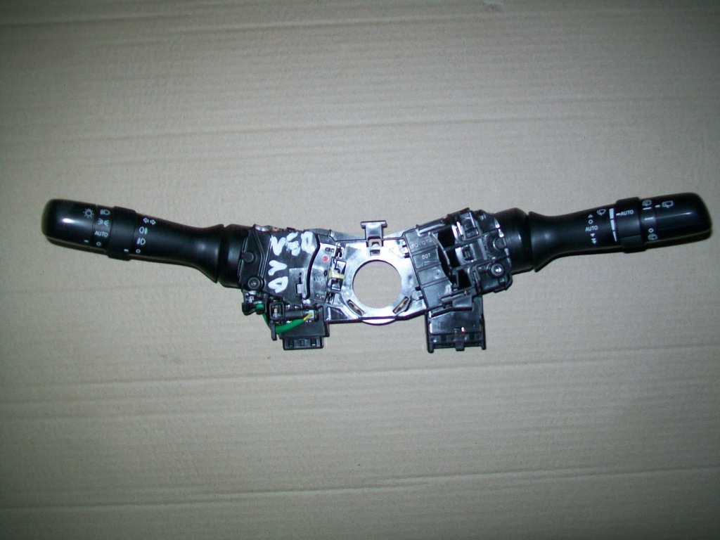 фото №1, Toyota verso 09-15 переключатель комбинированный