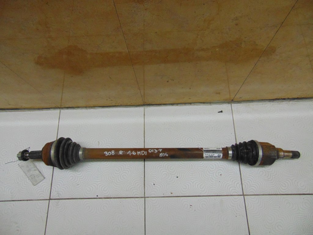 фото №1, Приводной вал правая peugeot 308 1.6hdi 2013-