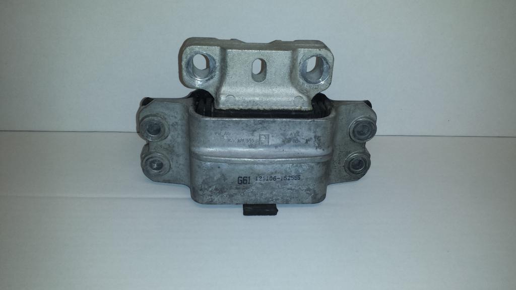 фото №1, Vw passat b6 cc подушка двигуна 3c0199555p
