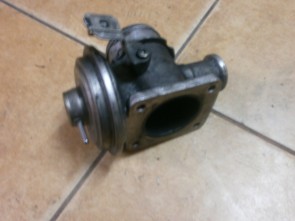 фото №1, Bmw e46 320d 2.0d клапан egr