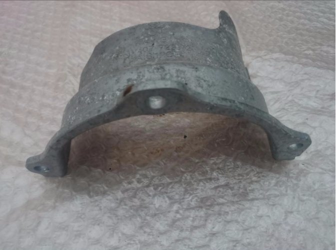 фото №1, Audi rs6 c7 защита шарнир полуось 8k0407722