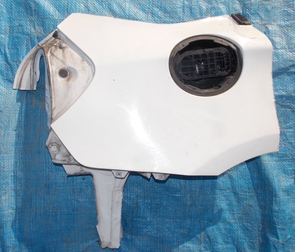 фото №1, Bmw e81 крыло задняя правый четверть lift 2009r