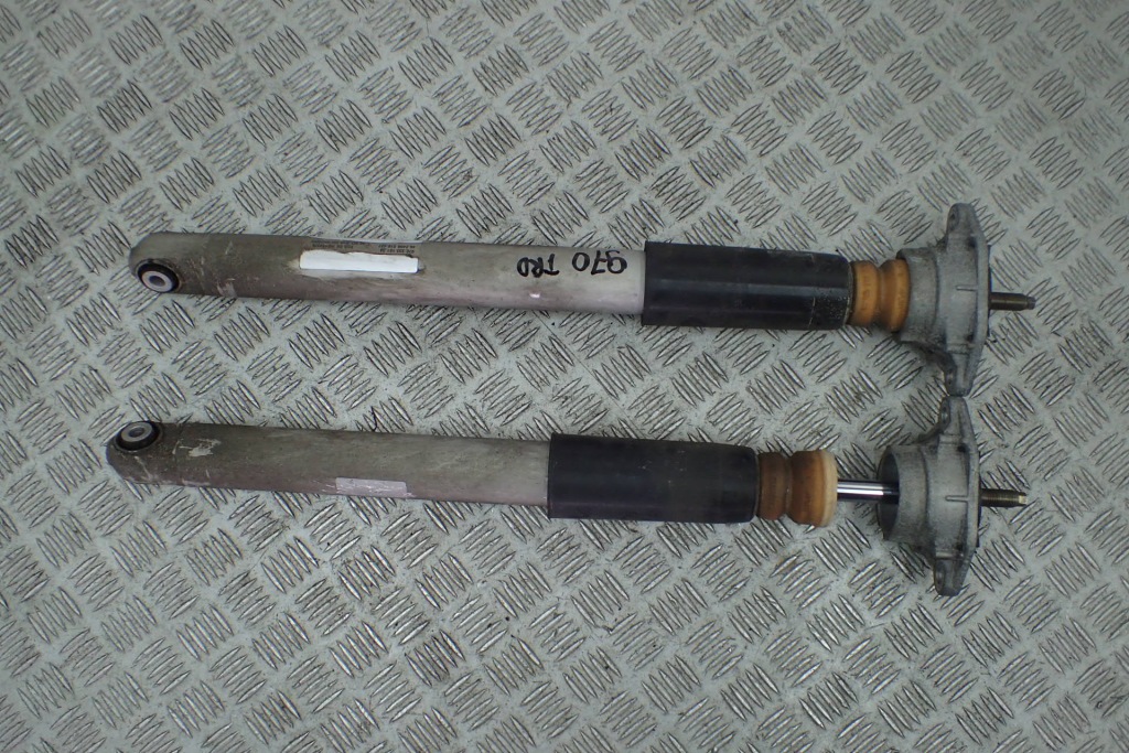 фото №1, Porsche panamera 970 gts амортизатор задняя задний