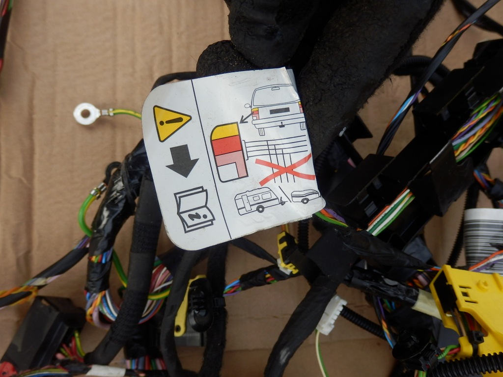 фото №10, Peugeot 208 1.6 ehdi джгут салону кабіни instal