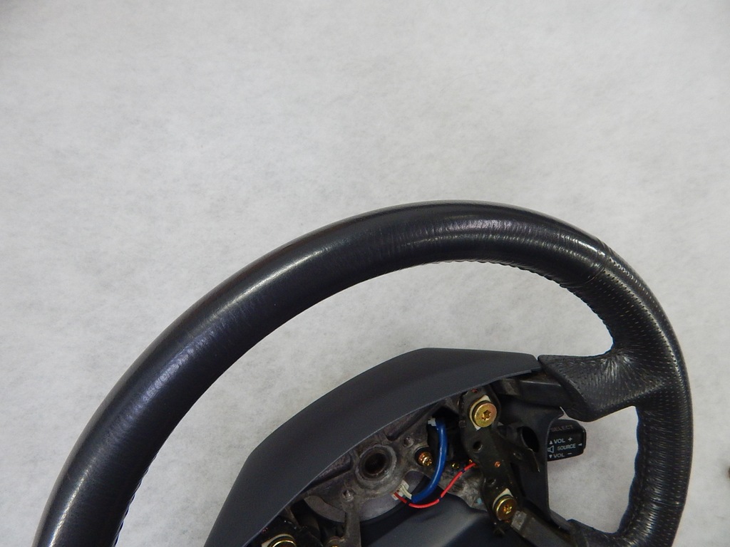 фото №8, Mazda premacy - повітропровід шкіра multi oryg ładna