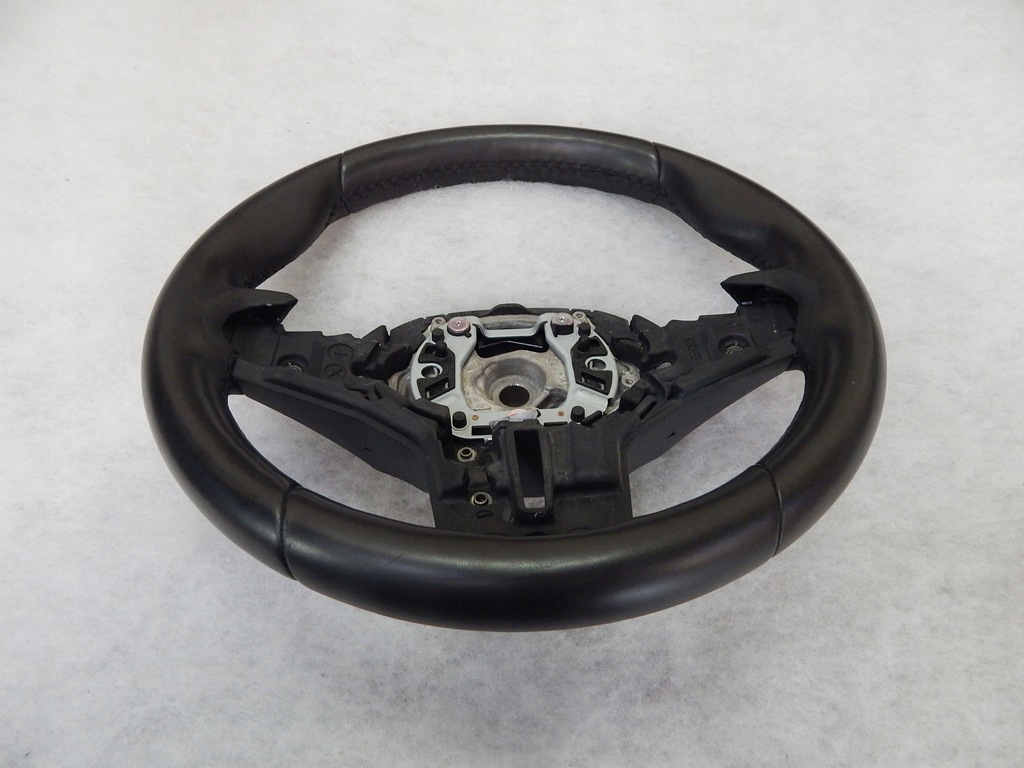 фото №8, Bmw g01 g11 g12 g30 - воздуховод m-pakiet pod лепестки переключения