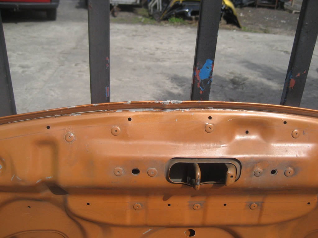 фото №8, Nissan 350z 350 с капот крышка двигателя