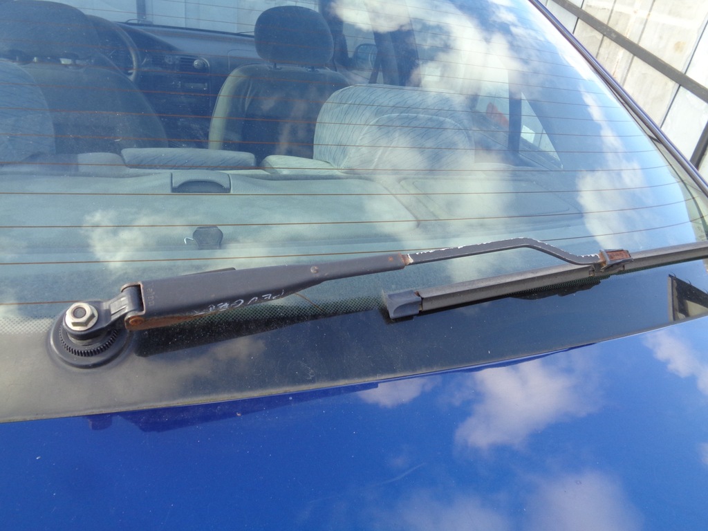 фото №1, Рычаг дворники задняя задние peugeot 406 sedan 95-