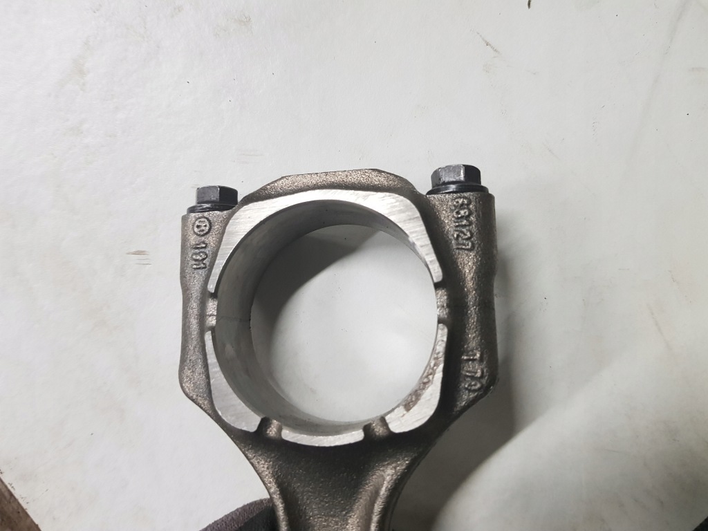 фото №6, Поршень з шатун jeep cherooke kl 2.0 crdi lay51