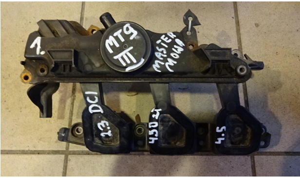 фото №1, Вентиляция картера крышка клапанов renault master iii 2.3dci