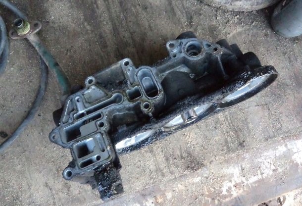 фото №1, Основание фильтров масла volvo fh 480 d13a 20743633