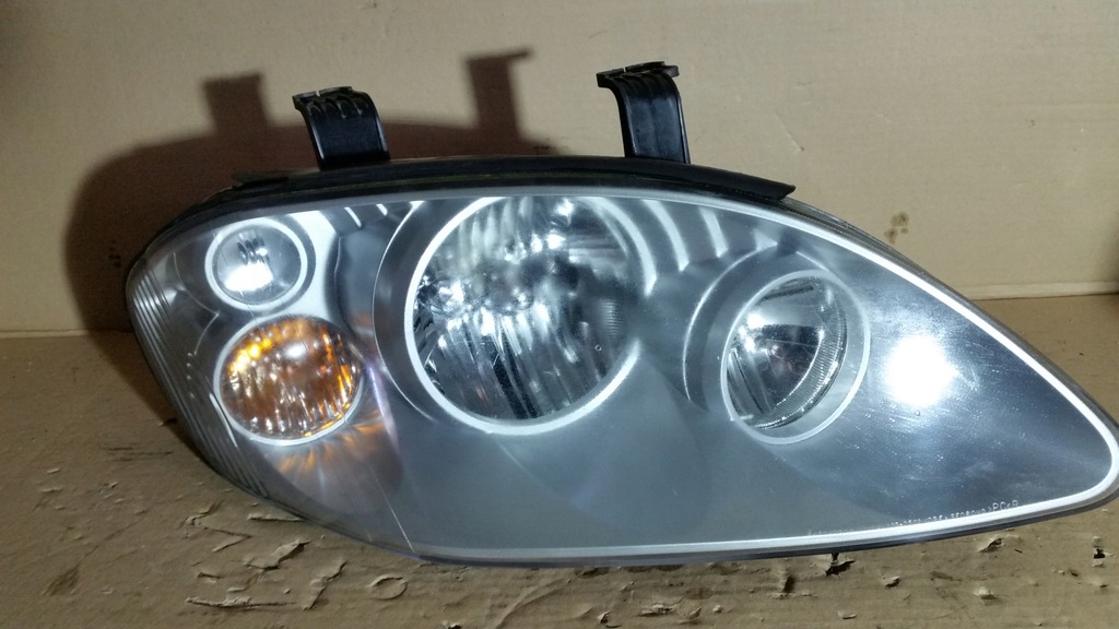 фото №1, Ssang yong rodius фара лампа передняя перед
