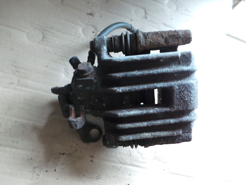 фото №4, Суппорт тормозной правый задняя audi a2 1.6fsi