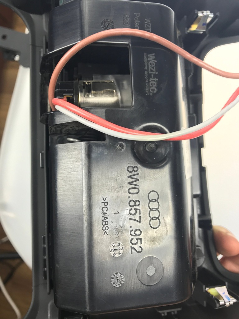 фото №6, Audi a4 a5 8w6 защита туннель среднего 8w0864376