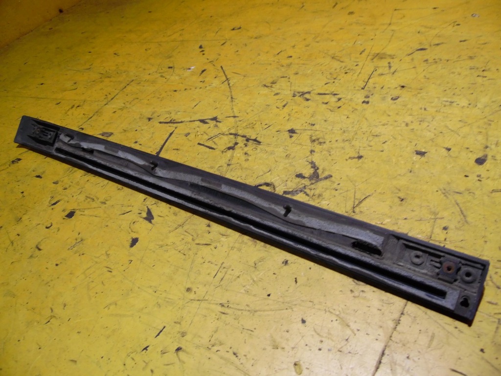 фото №7, Молдинг нижня лівий задня audi a2 8z0854949l lz9w