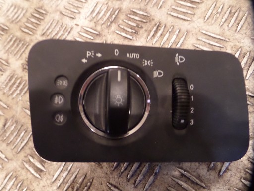 фото №1, Idealny выключатель света mercedes cls w219 1