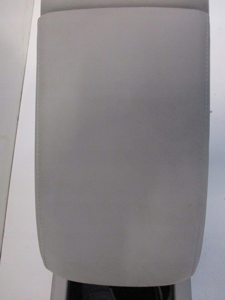 фото №5, Подлокотник туннель vw tiguan 5na 16r кожа