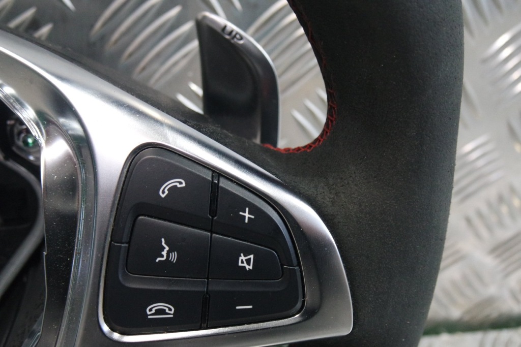 Воздуховод алькантара  mercedes gt amg w190 r31 Оригинал