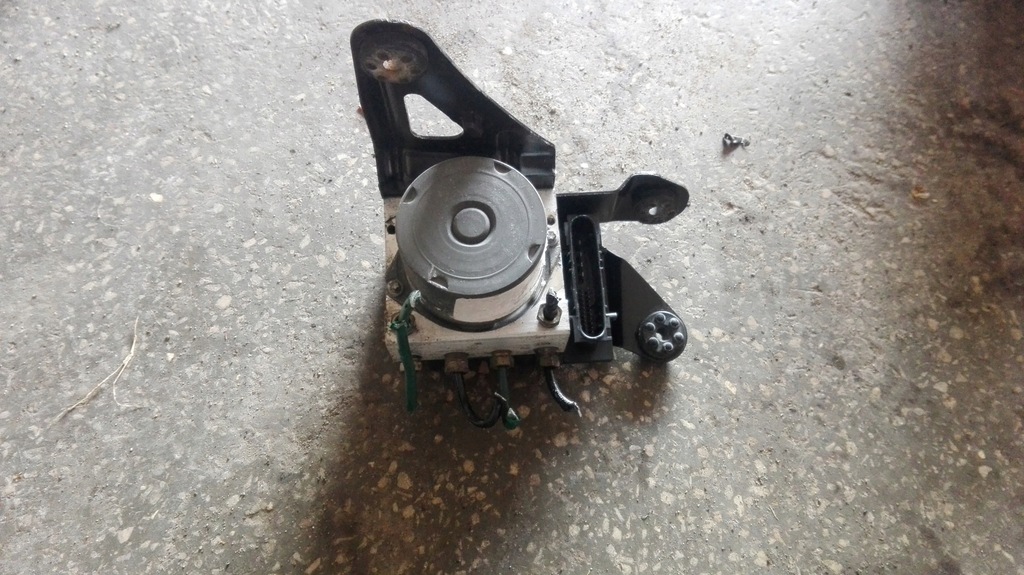 фото №1, Насос abs renault scenic ii 8200038695