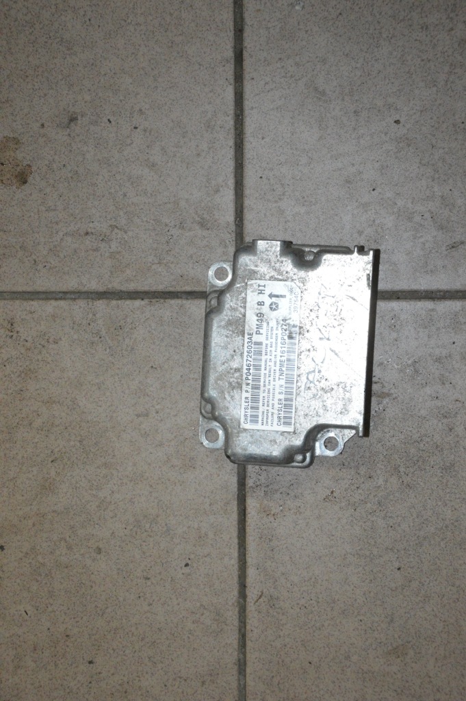 фото №1, Датчик подушка безопасности dodge caliber 2.0 crd p04672603ae