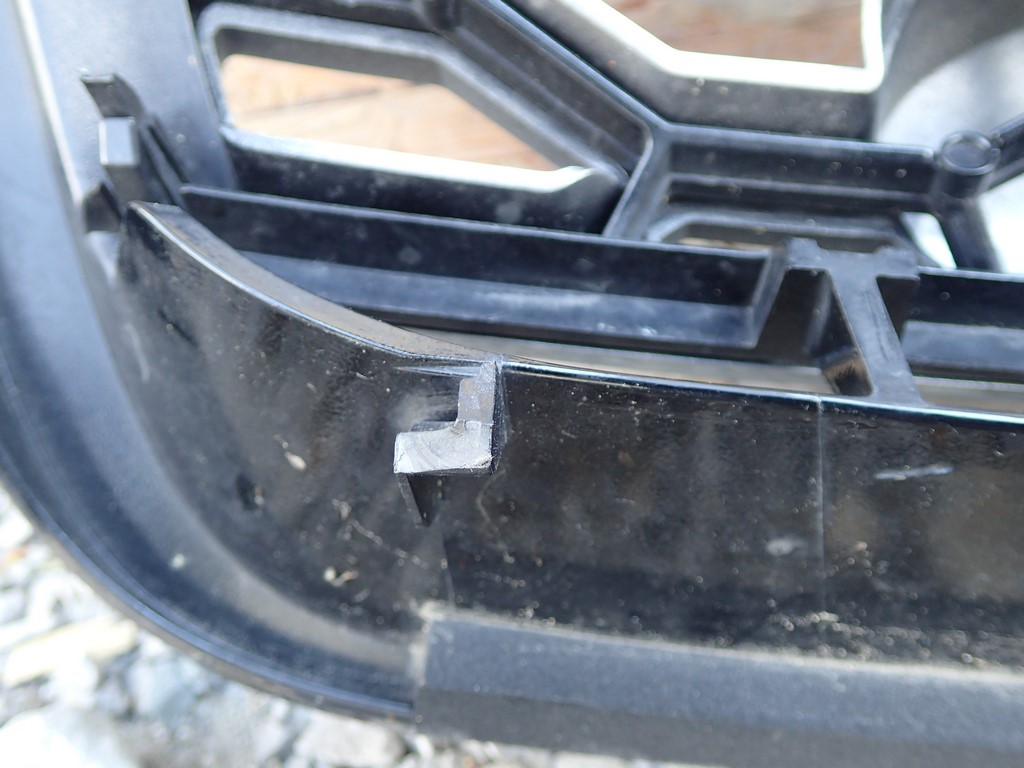 фото №3, Решётка радиатора land rover discovery sport fk72 8a100 caw