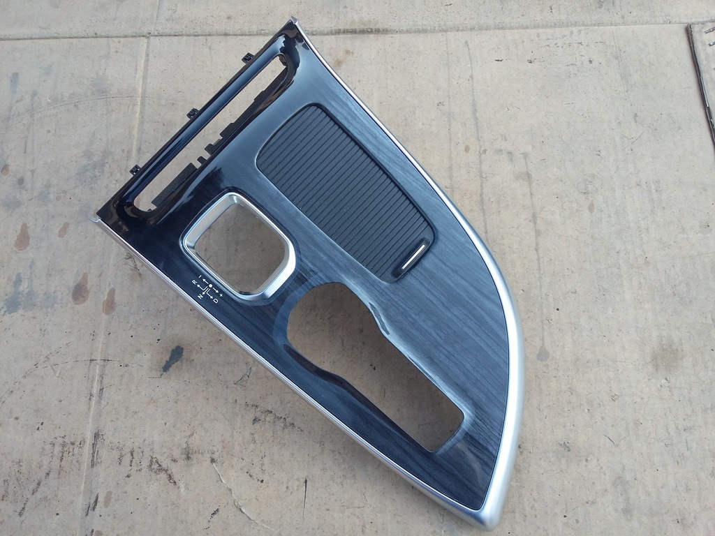 фото №1, Renault espace v панель середній