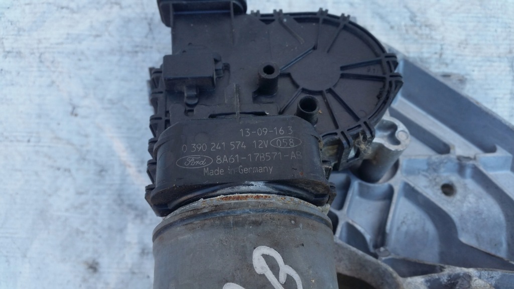 фото №1, Моторчик двірник перед fiesta mk7 0390241574