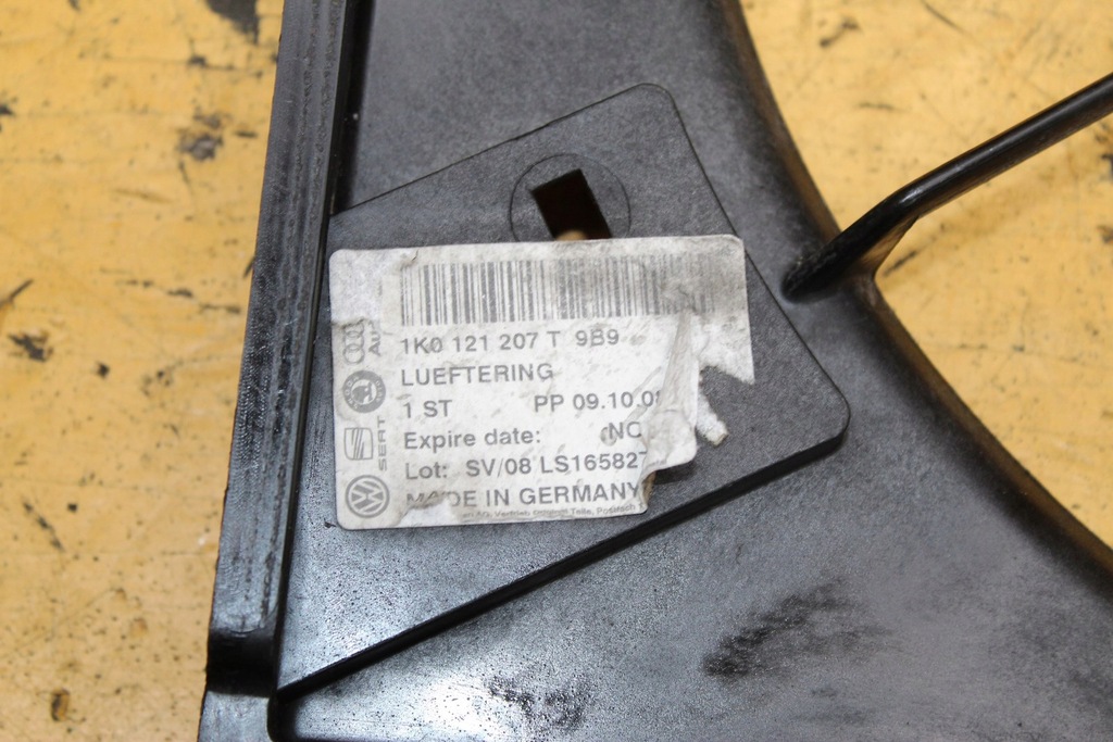 фото №8, Корпус вентилятора vw touran 1k0121207t