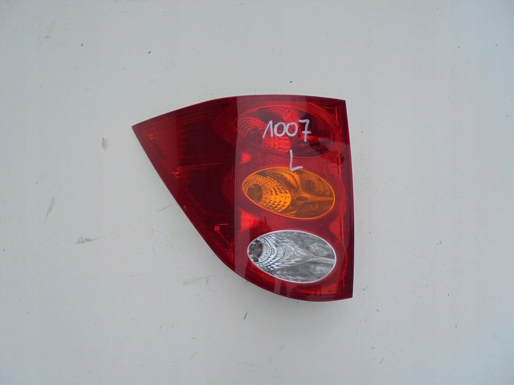 фото №1, Лампа лівий задня peugeot 1007