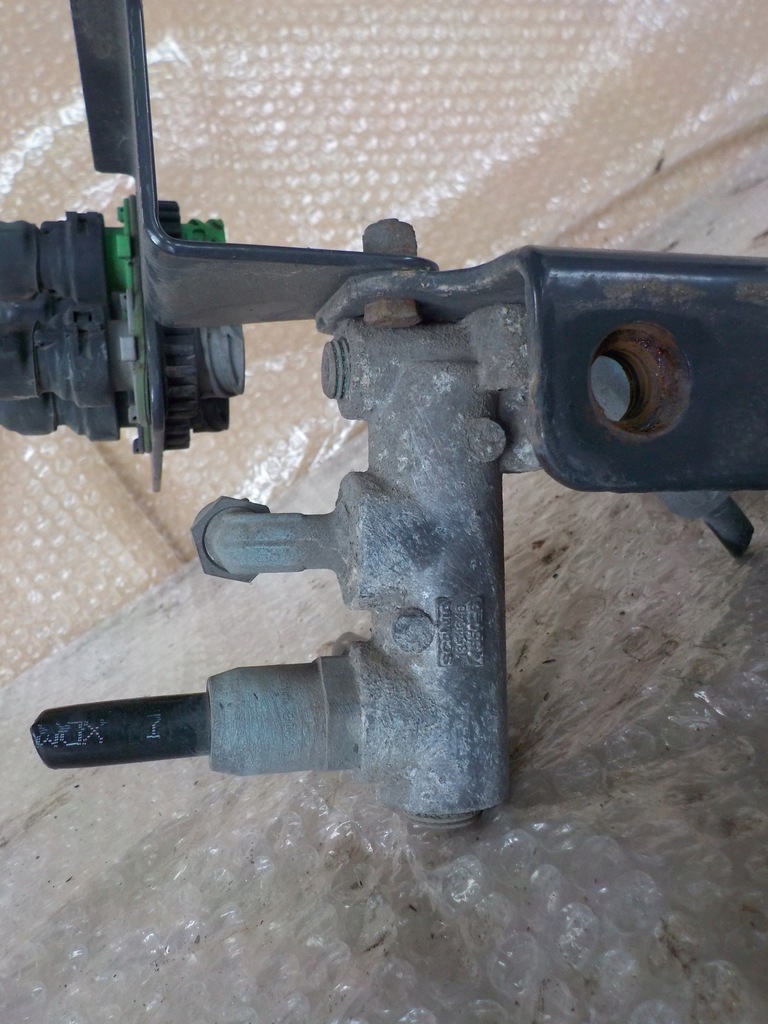 фото №2, Scania r 420 електроклапан клапан 2008r 1354646