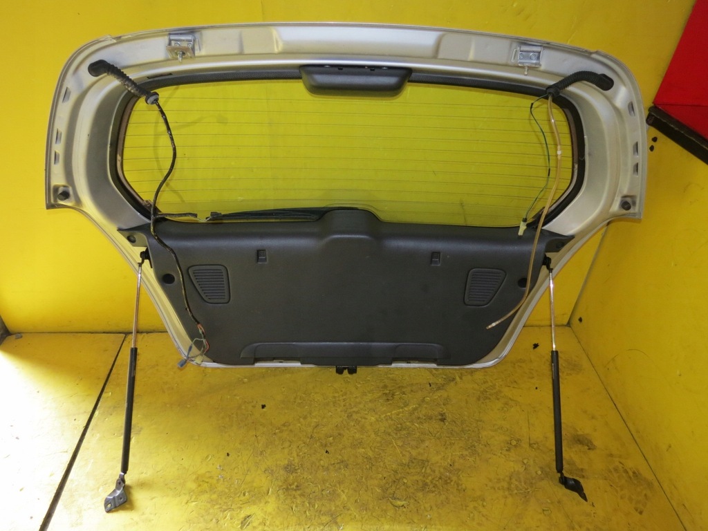 фото №10, Suzuki liana 01-07 крышка багажника задняя с стекло - без оснащения