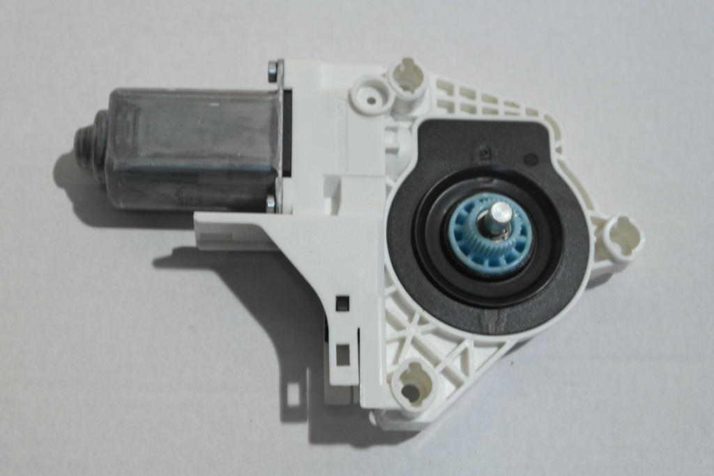 фото №1, Audi моторчик стекло правый 8k0959802c