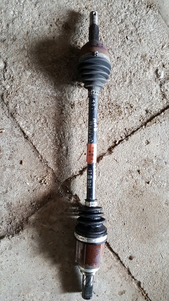 фото №1, Nissan note e12 приводной вал левая 1.2 i