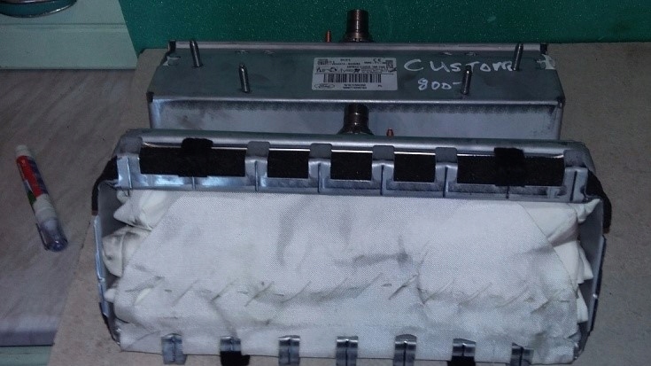 фото №1, Ford custom подушка подушка безопасности w консоль bk21-v044a74