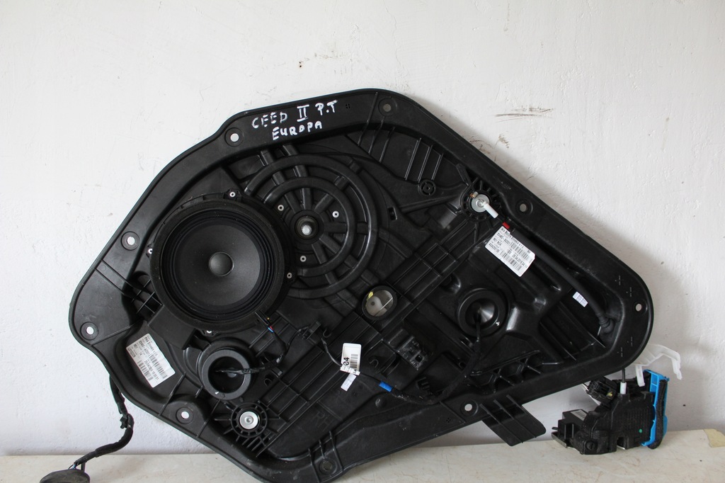 фото №1, Подъемник стекло правый задняя kia cee'd ii 12-17 r