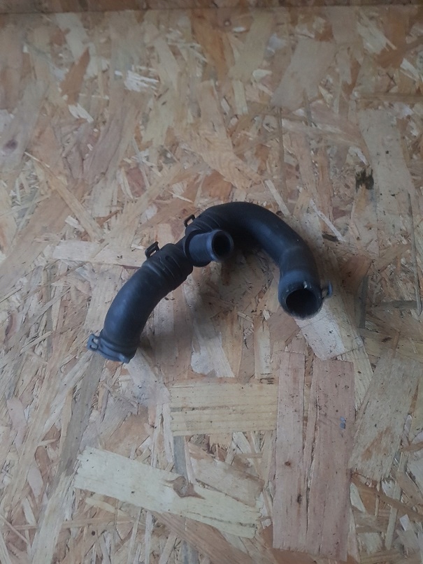 Купить Audi a4 b8 a5 8t0 a6 4g0 труба пабтрубок  воды 03l121157a